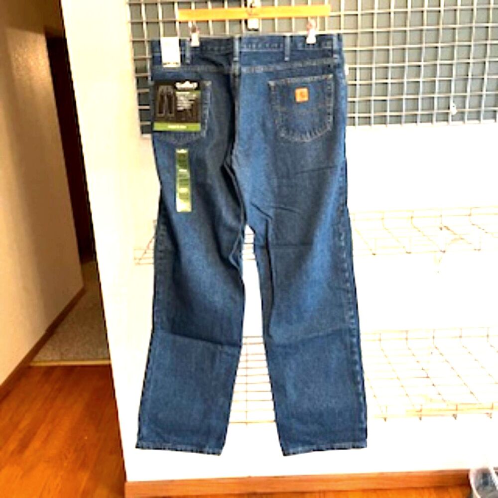 Size: 40 x 34 Loose Fit Jeans . Gander Mountain . New w/ Tags
